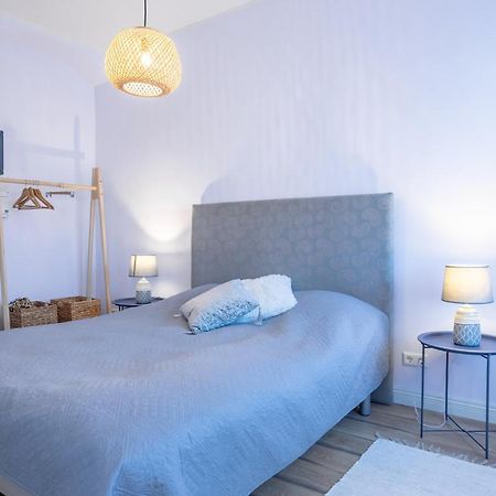 Südalinna apartment Kuressaare Bagian luar foto